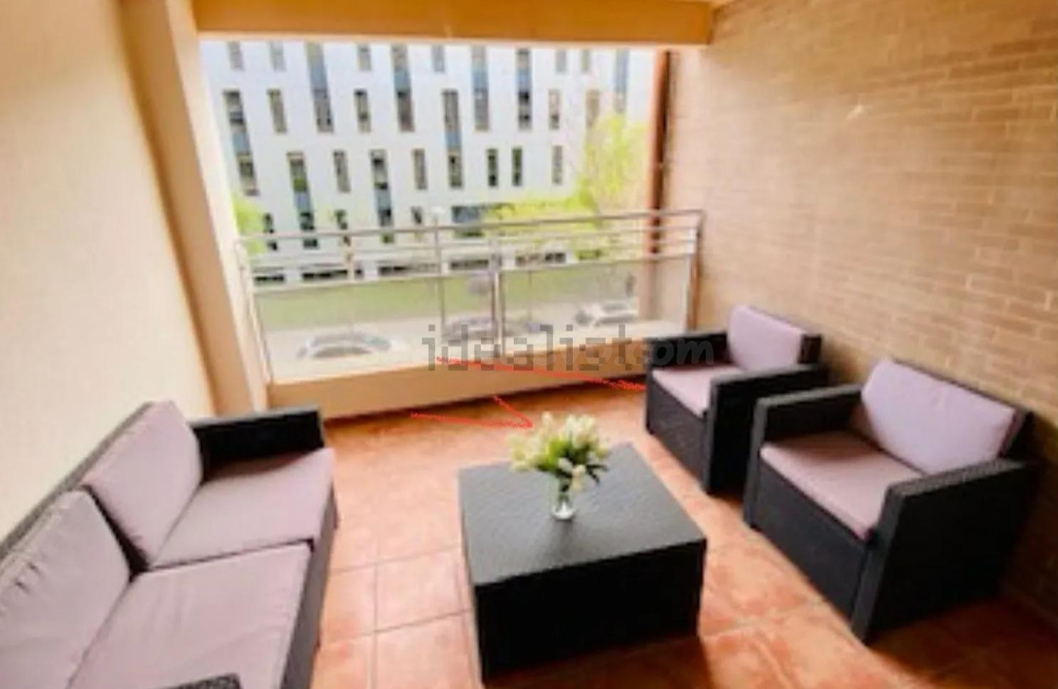 Piso 2 habitaciones 85m² en alquiler - Ciutat de les Arts i  - foto 3