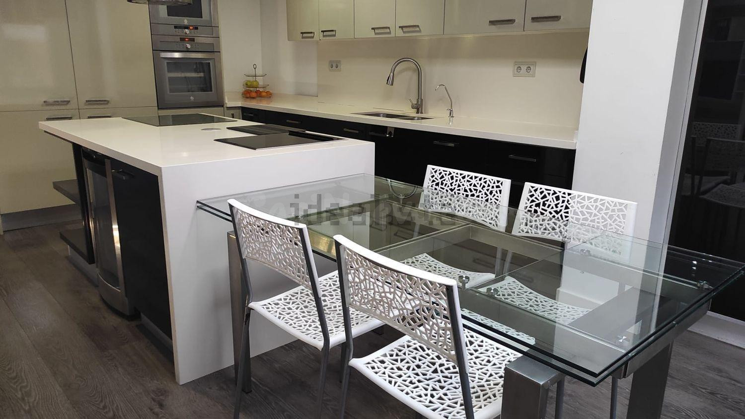 Piso 4 habitaciones 170m² en alquiler - Arrancapins - foto 4