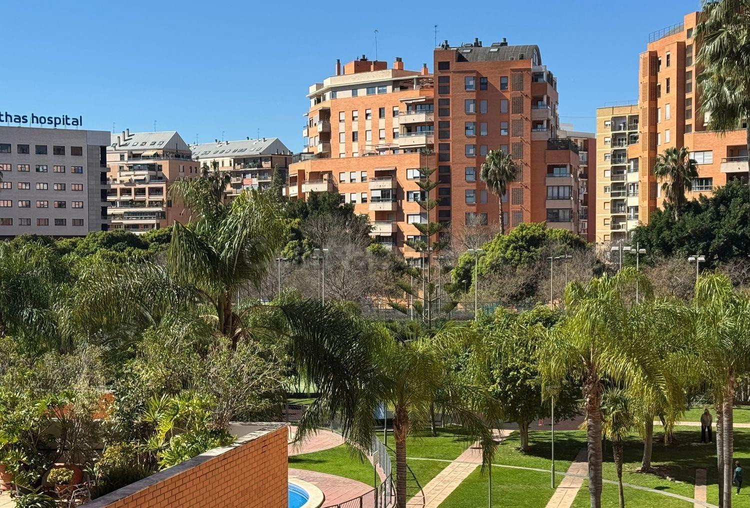Piso 3 habitaciones 122m² en alquiler - Campanar - foto 2