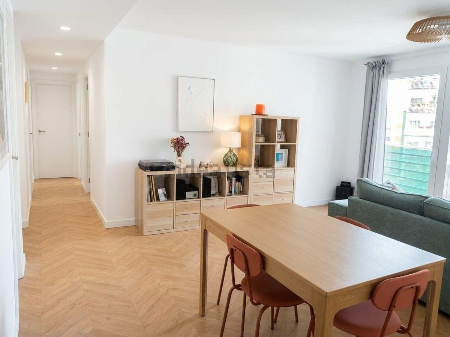 Piso 4 habitaciones 120m² en alquiler - En Corts - foto 2