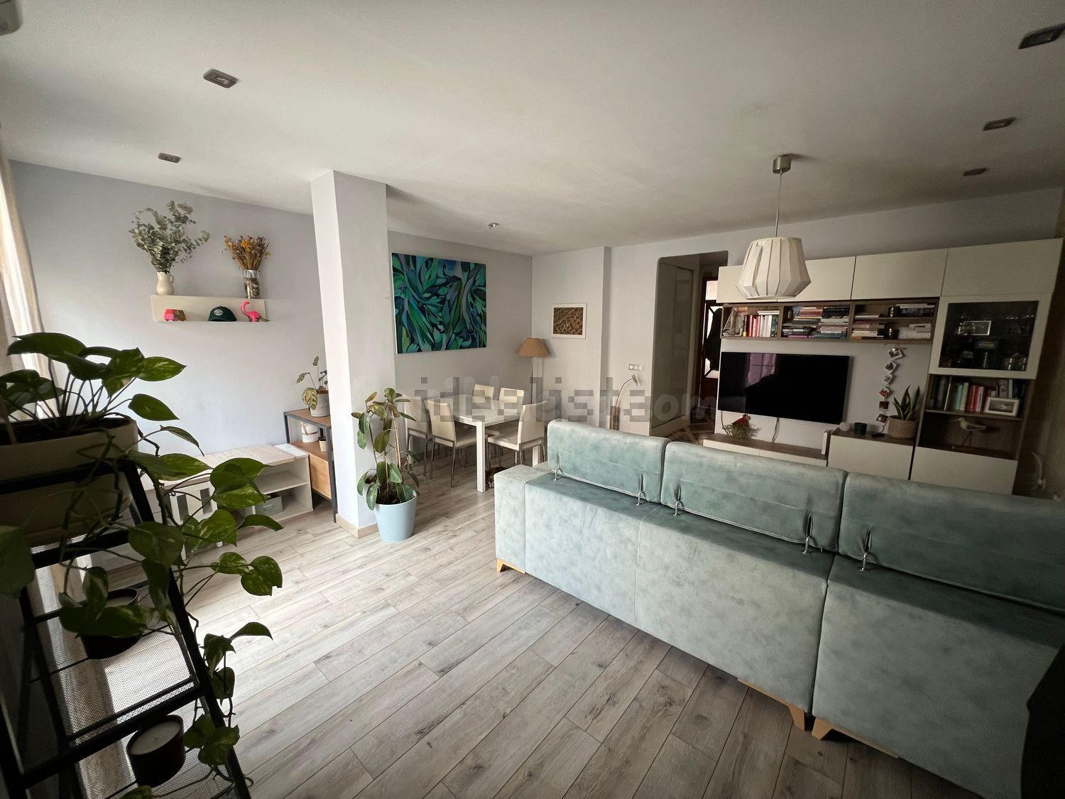 Piso 2 habitaciones 96m² en alquiler - La Raiosa - foto 2