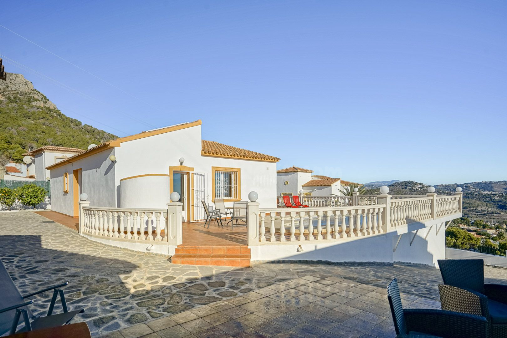 Villa 4 habitaciones 264m² en venta - Cucarres - foto 4