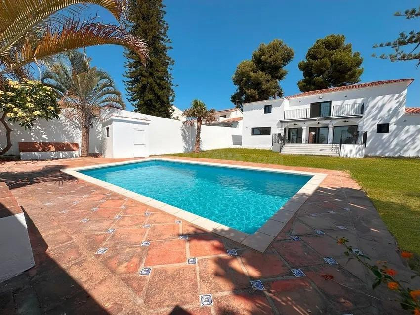 Villa 5 habitaciones 307m² en venta - Campo de Mijas - foto 2
