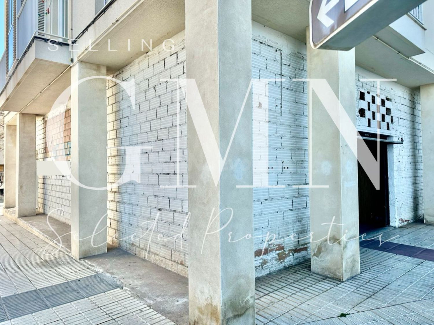 Local comercial 181m² en venta - Casco Antiguo - foto 2