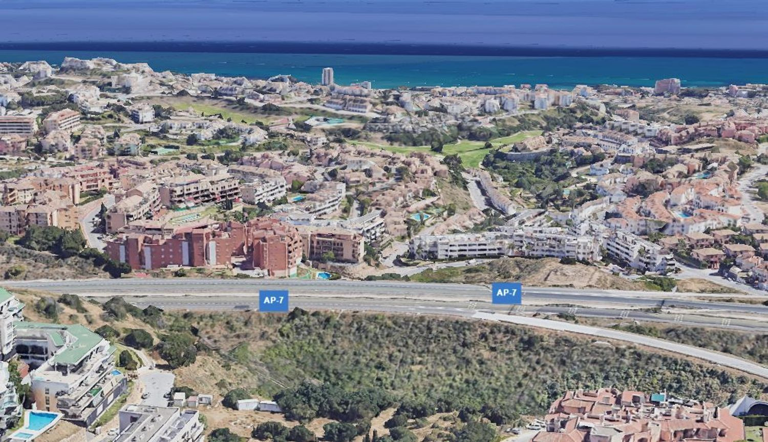 Terreno urbanizable 7080m² en venta - Riviera del sol - foto 2