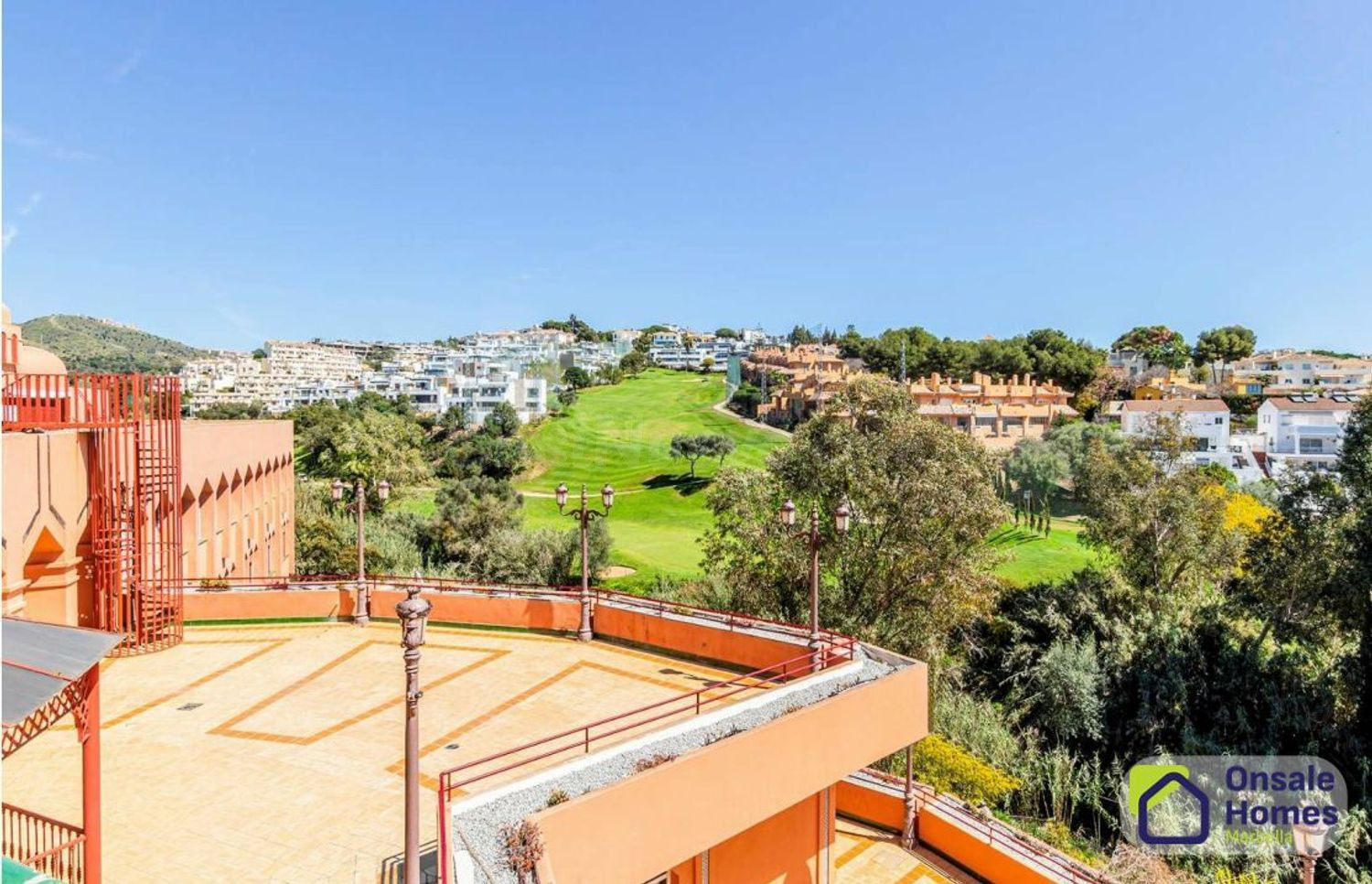 Edificio 6350m² en venta - Reserva de Marbella - foto 3
