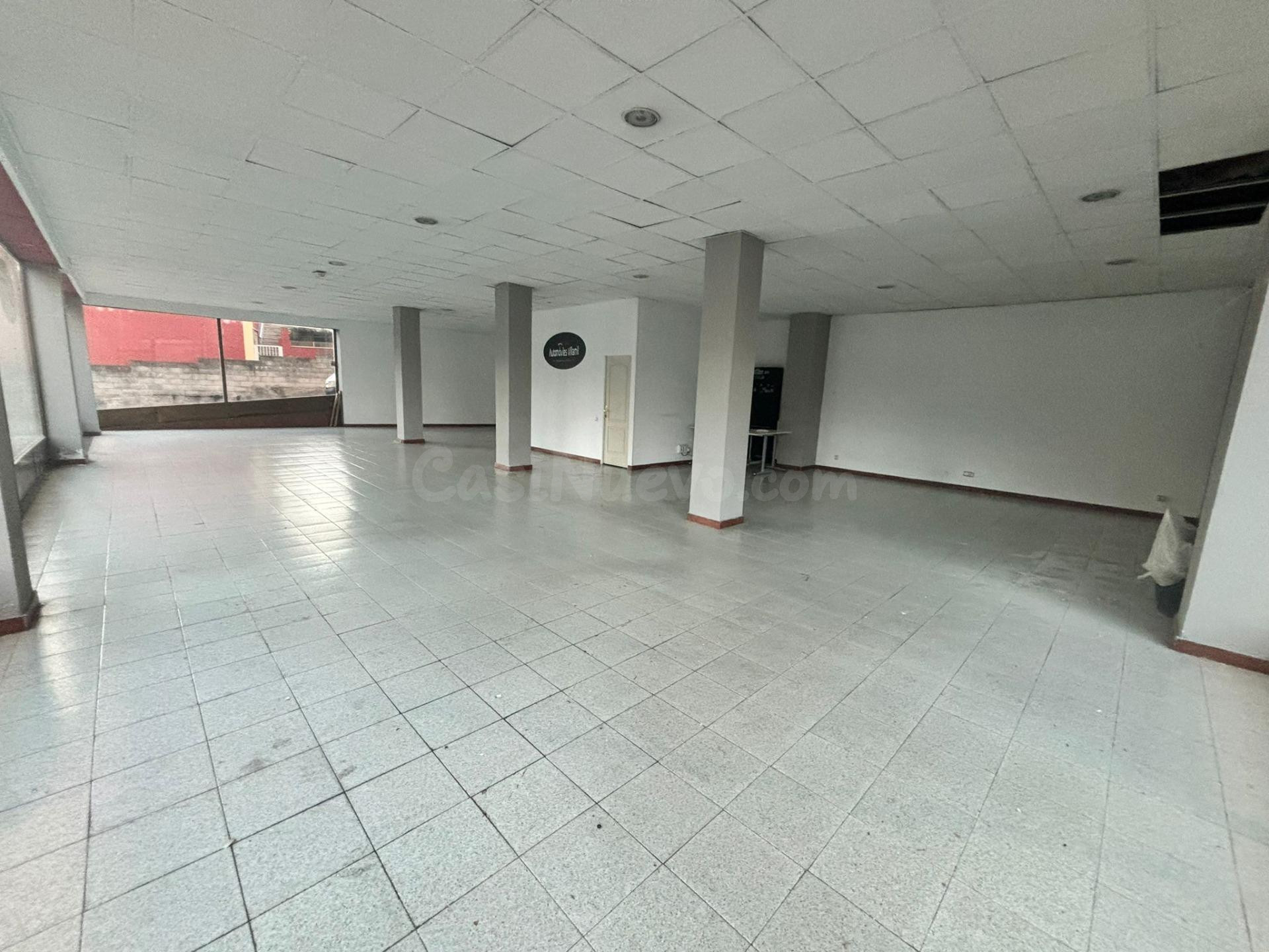 Local comercial 3 habitaciones 95m² en venta - La corredoria - foto 3