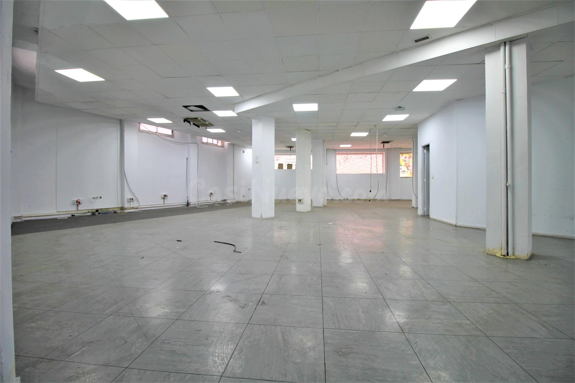 Local comercial 552m² en venta - La Latina - foto 4
