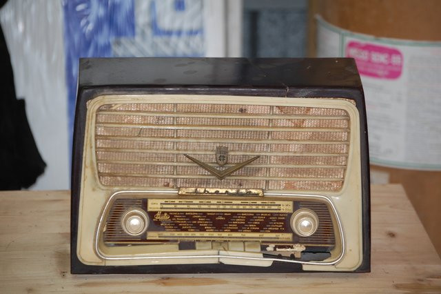 Radio Iberia muy antigua