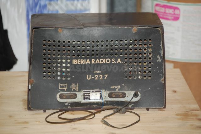Radio Iberia muy antigua - foto 2