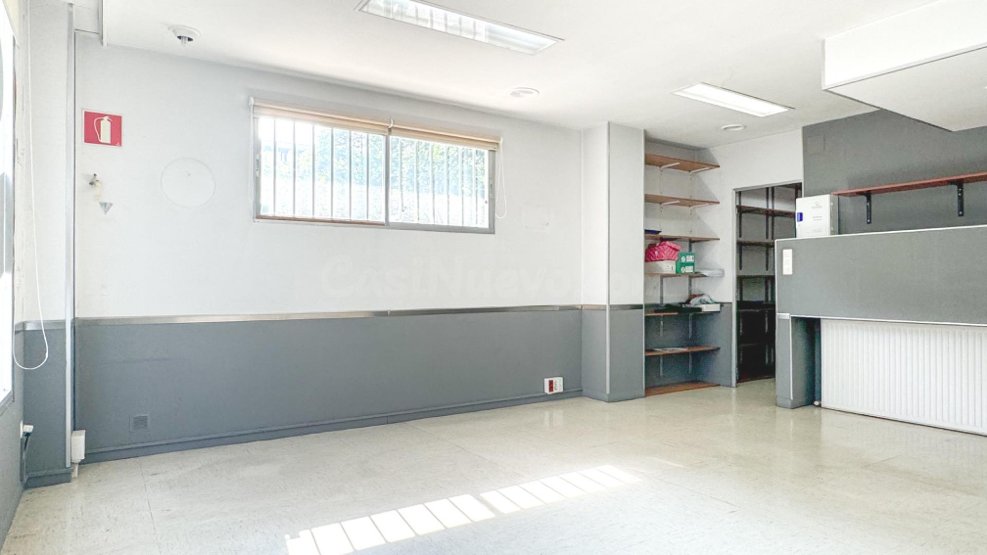 Local comercial 75m² en venta - Antiguo - foto 4