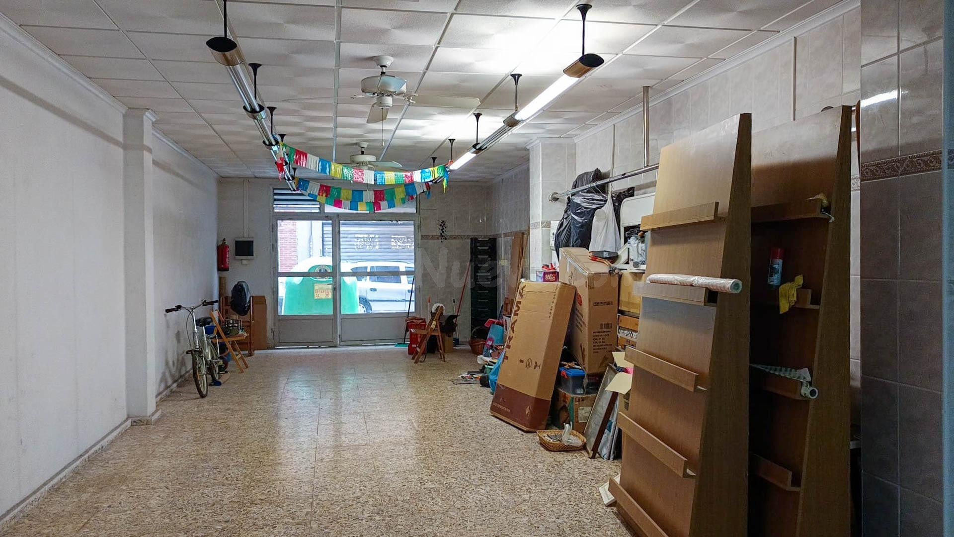 Local comercial 71m² en venta - Zona ronda sur - foto 3