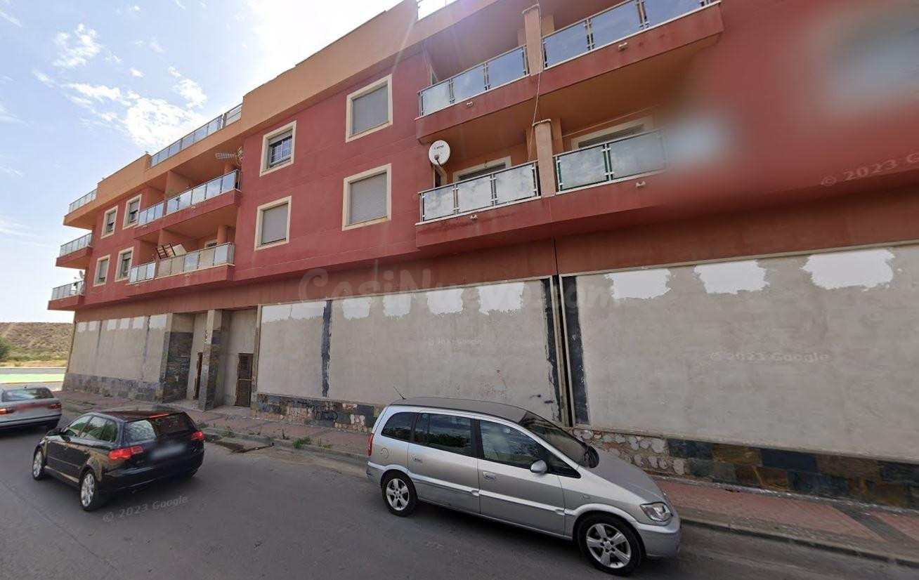 Se vende piso OKUPA en Ñguilas (Murcia). - foto 3