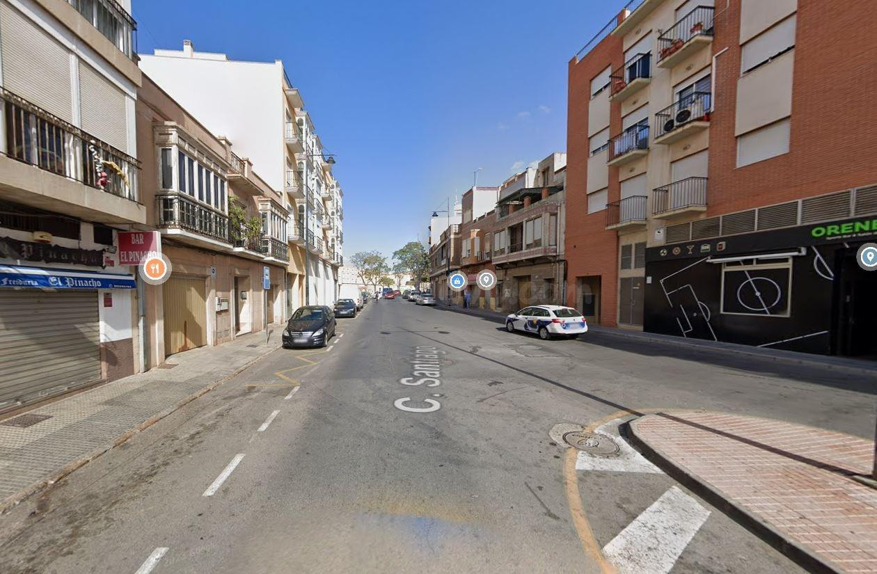 Se vende piso OKUPA en Cartagena (Murcia). - foto 3