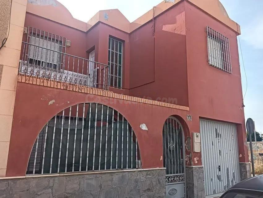 Se vende piso CESIÑN DE REMATE en C/ MERCADO DEL ALQUIAN en - foto 2