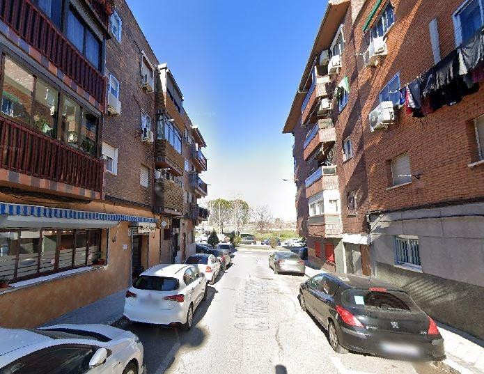 Se vende piso CESIÑN DE REMATE en C/ VILLAVEZA en Madrid - foto 3