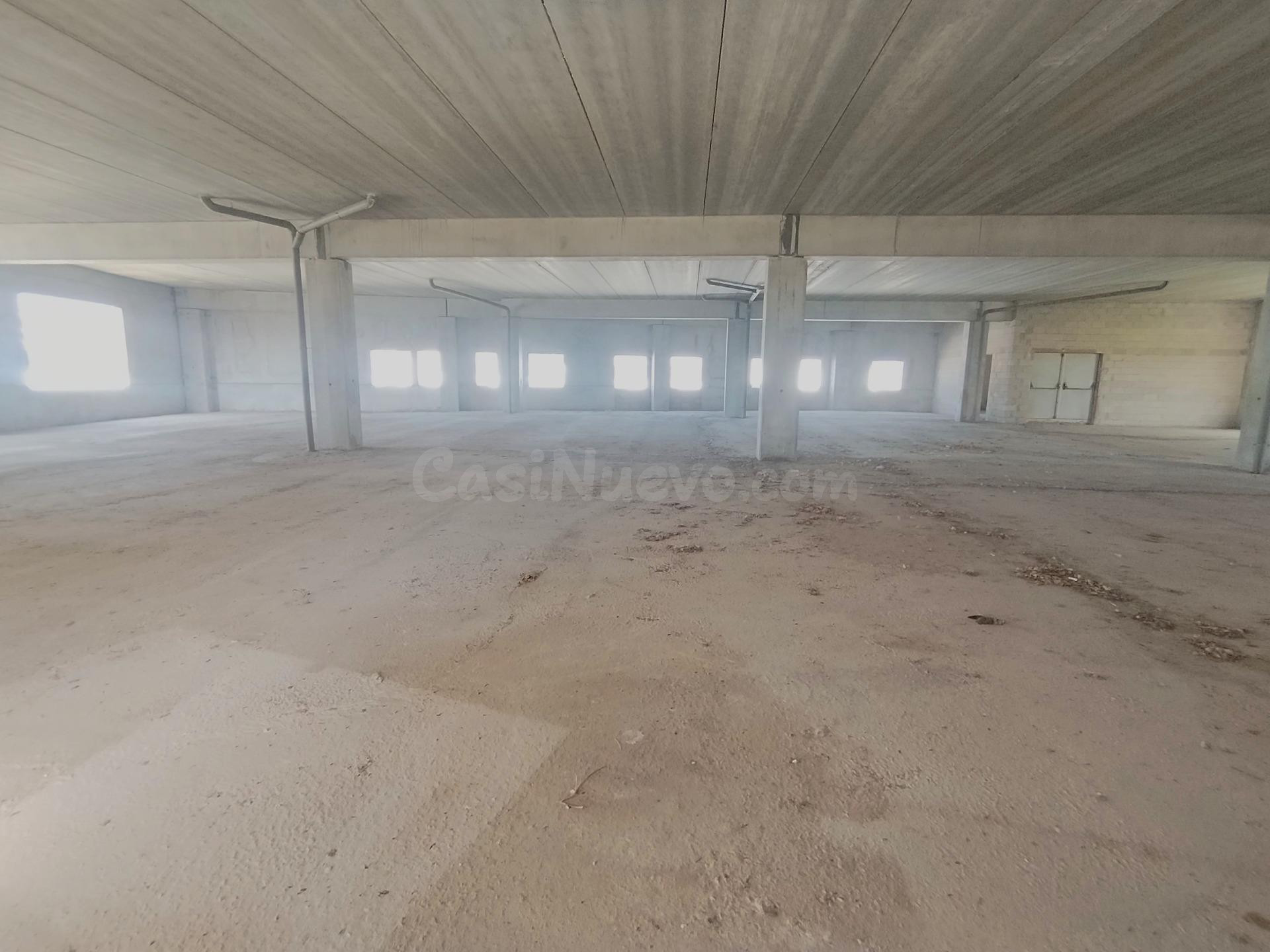 Local comercial 880m² en alquiler - Comunidad valenciana