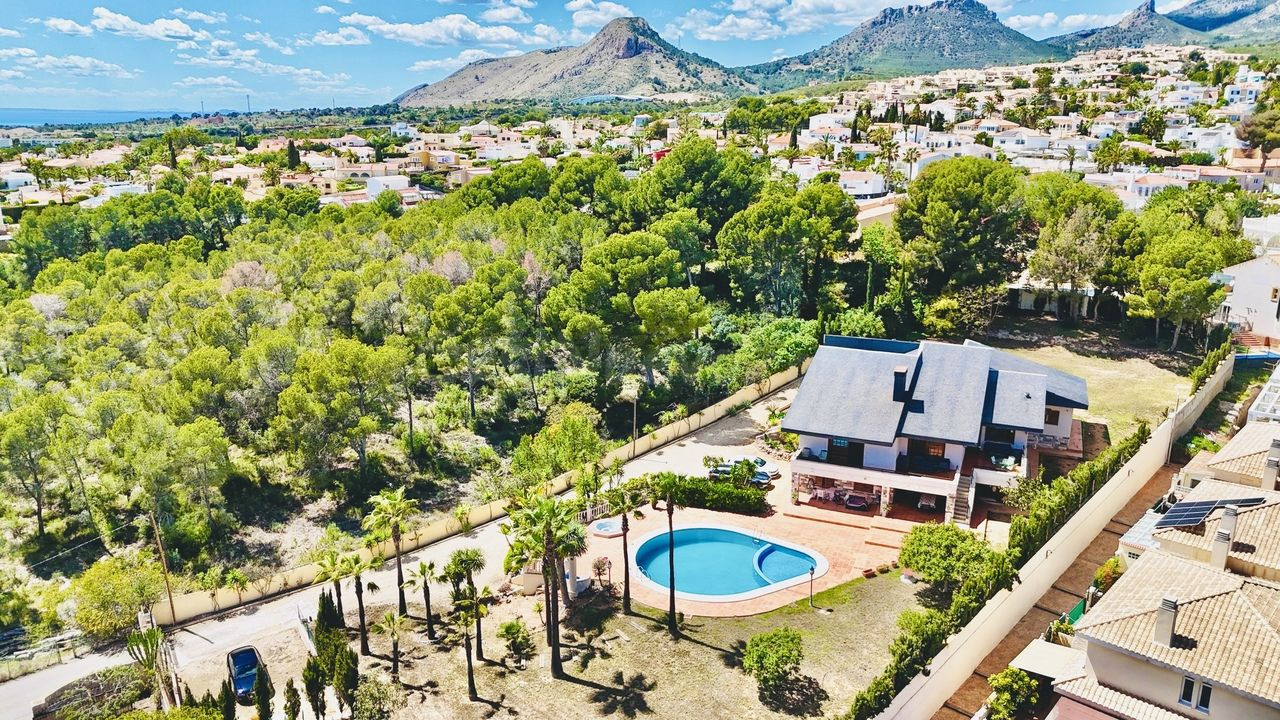 Villa 4 habitaciones 600m² en venta - Barranco Hondo - foto 2