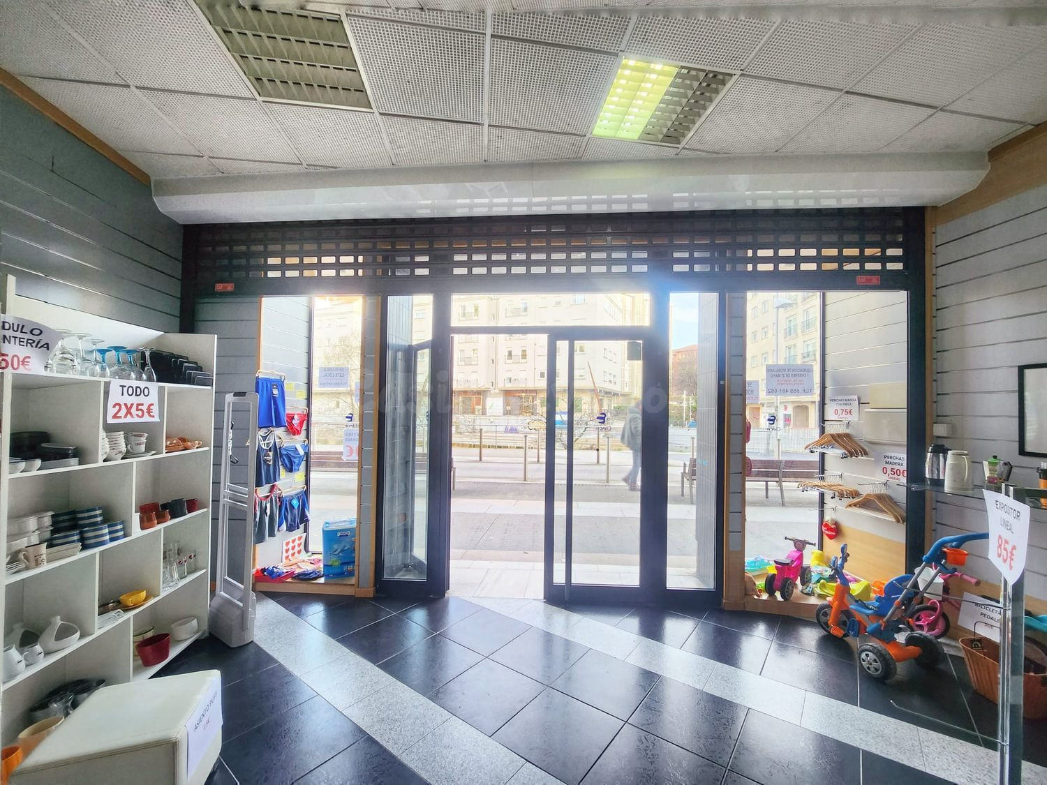 Local comercial 239m² en venta - Pontevedra - foto 3