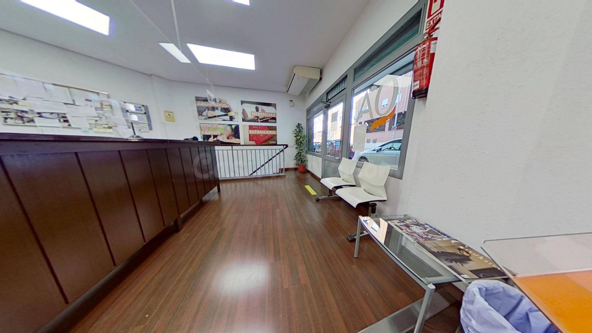 Local comercial 146m² en alquiler - Vallecas-san diego - foto 5
