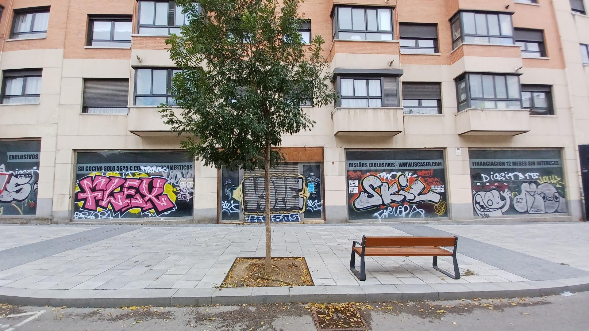 Local comercial 372m² en alquiler - Imperial - foto 2