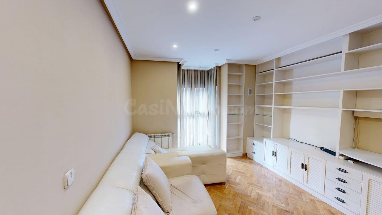 Apartamento 3 habitaciones 105m² en alquiler - Valdezarza - foto 3