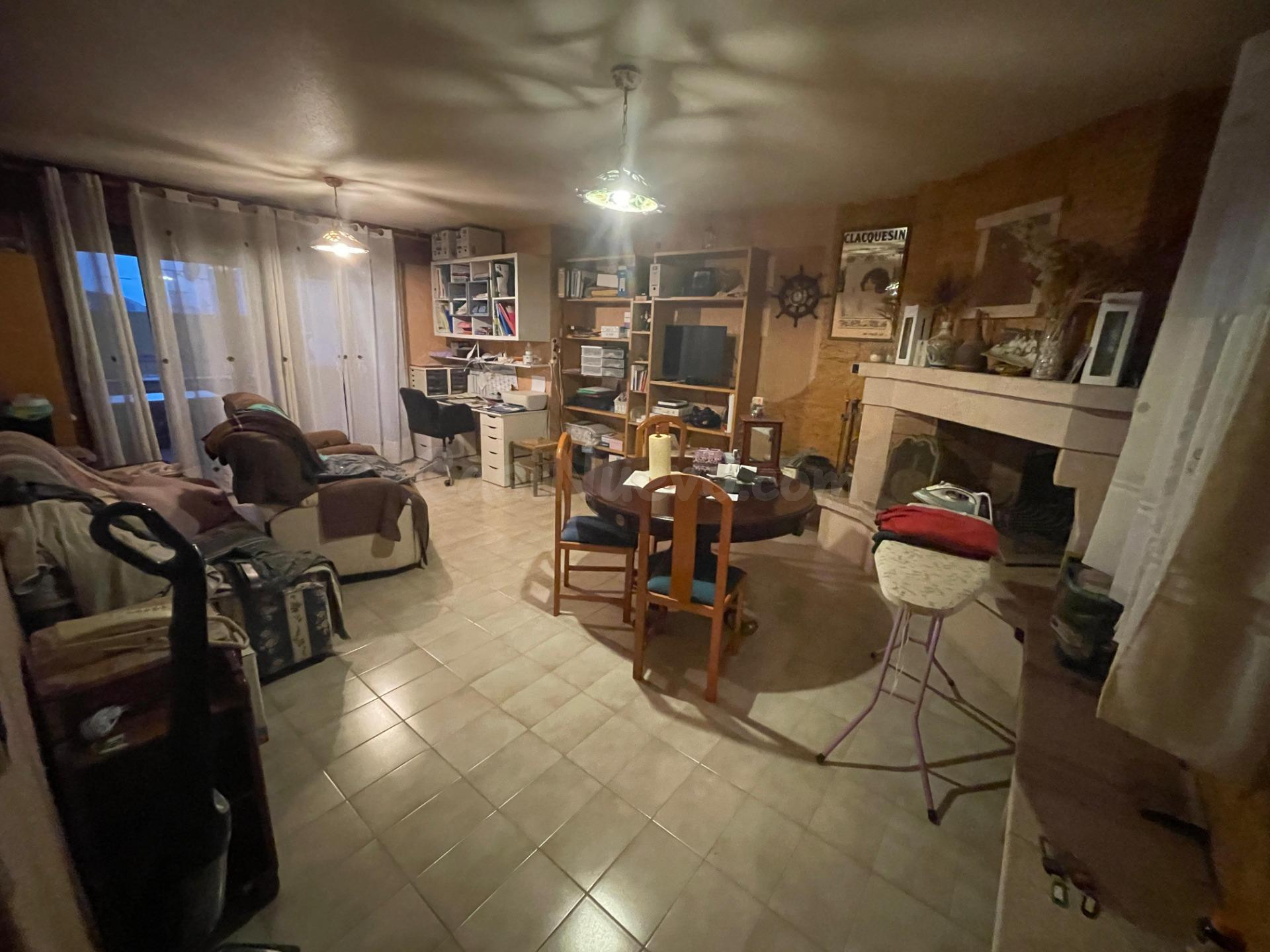 Edificio 359m² en venta - Escuela Menduiña