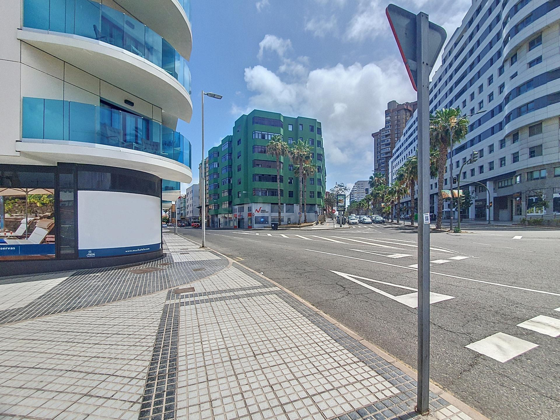 Local comercial 397m² en alquiler - Mesa y López - foto 2