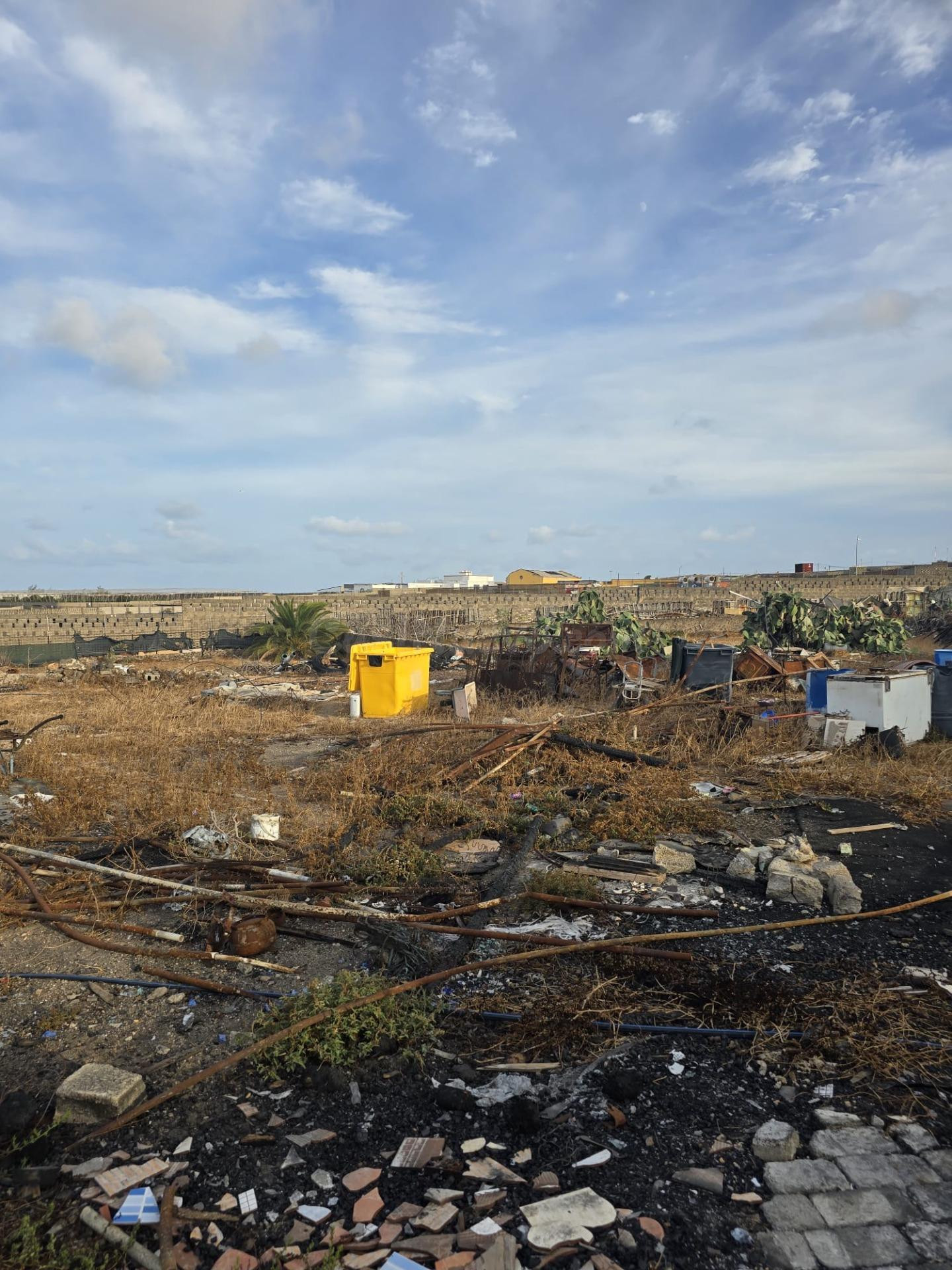 TERRENO AGRARIO CON UNA PARTE URBANA - foto 3