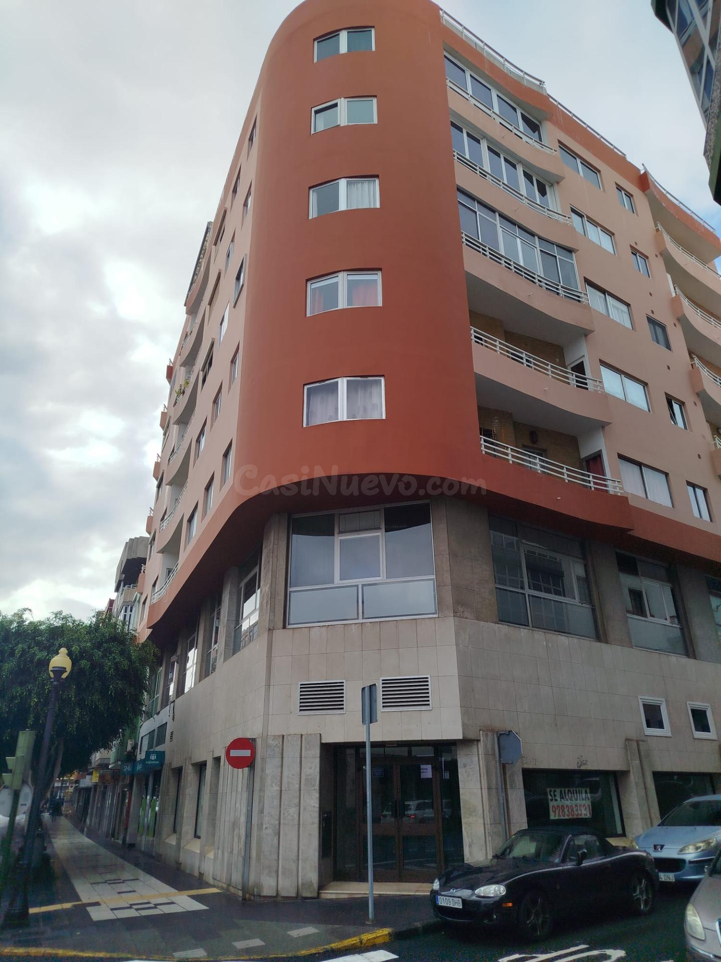 Local comercial 850m² en alquiler - Arenales - foto 2