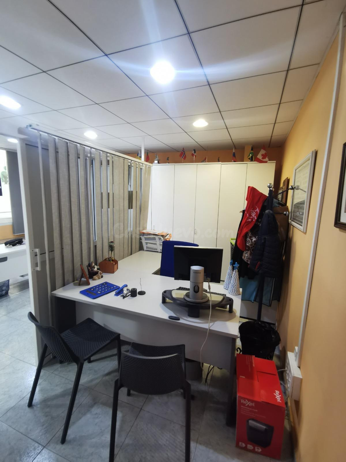 Local comercial 1 habitación 75m² en venta - Mesa y López - foto 5