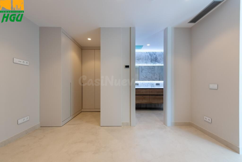 Piso 3 habitaciones 297m² en venta - Poniente - foto 5