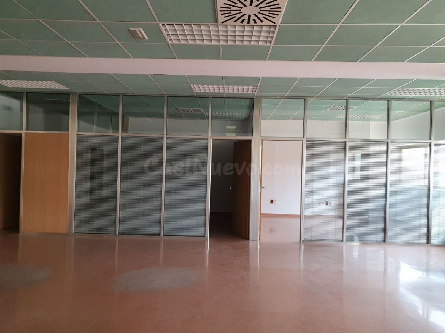 Oficina 437m² en alquiler - Avenida de las Ciencias - foto 5