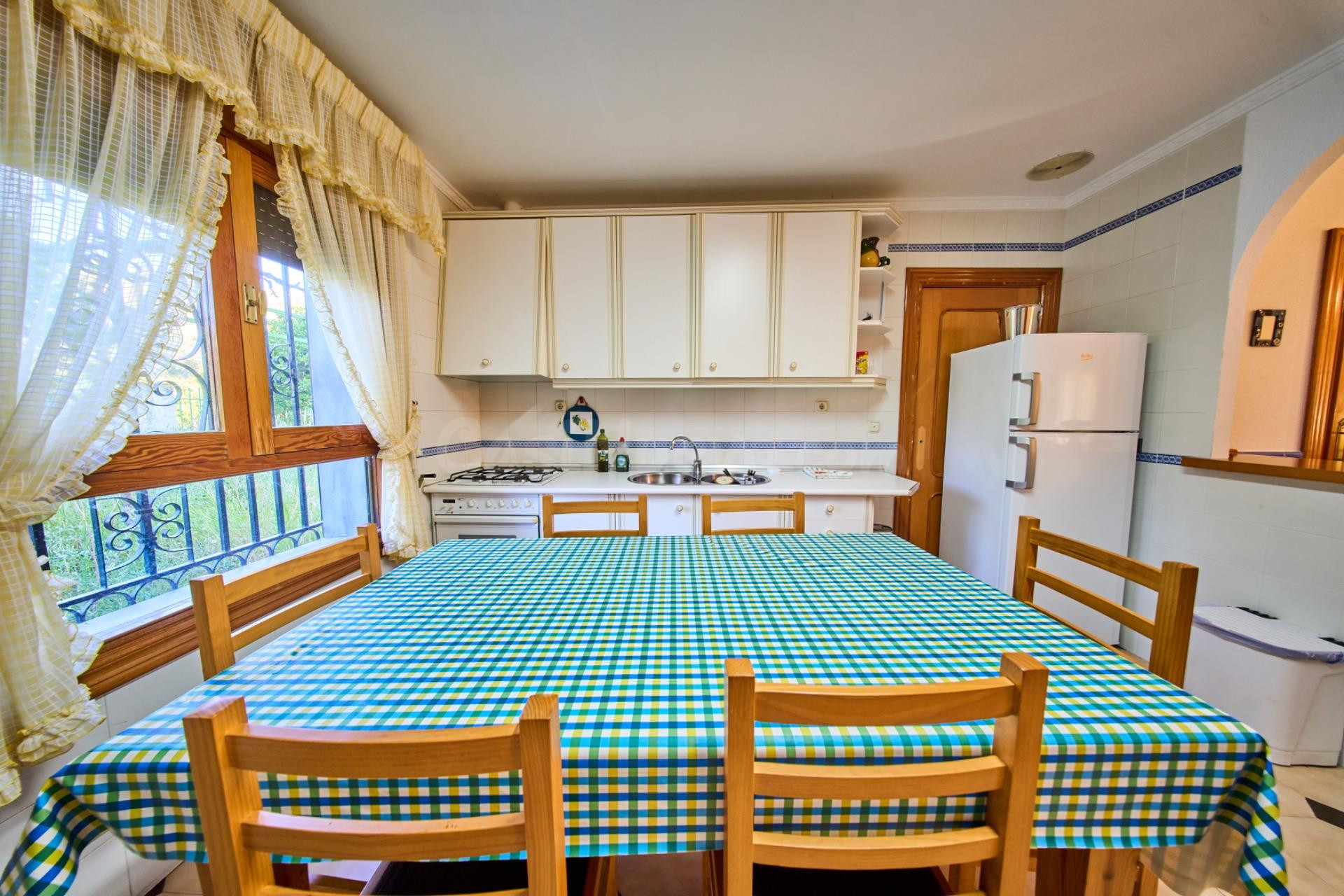 Chalet tipo duplex en Yatór, Cadiar - foto 4