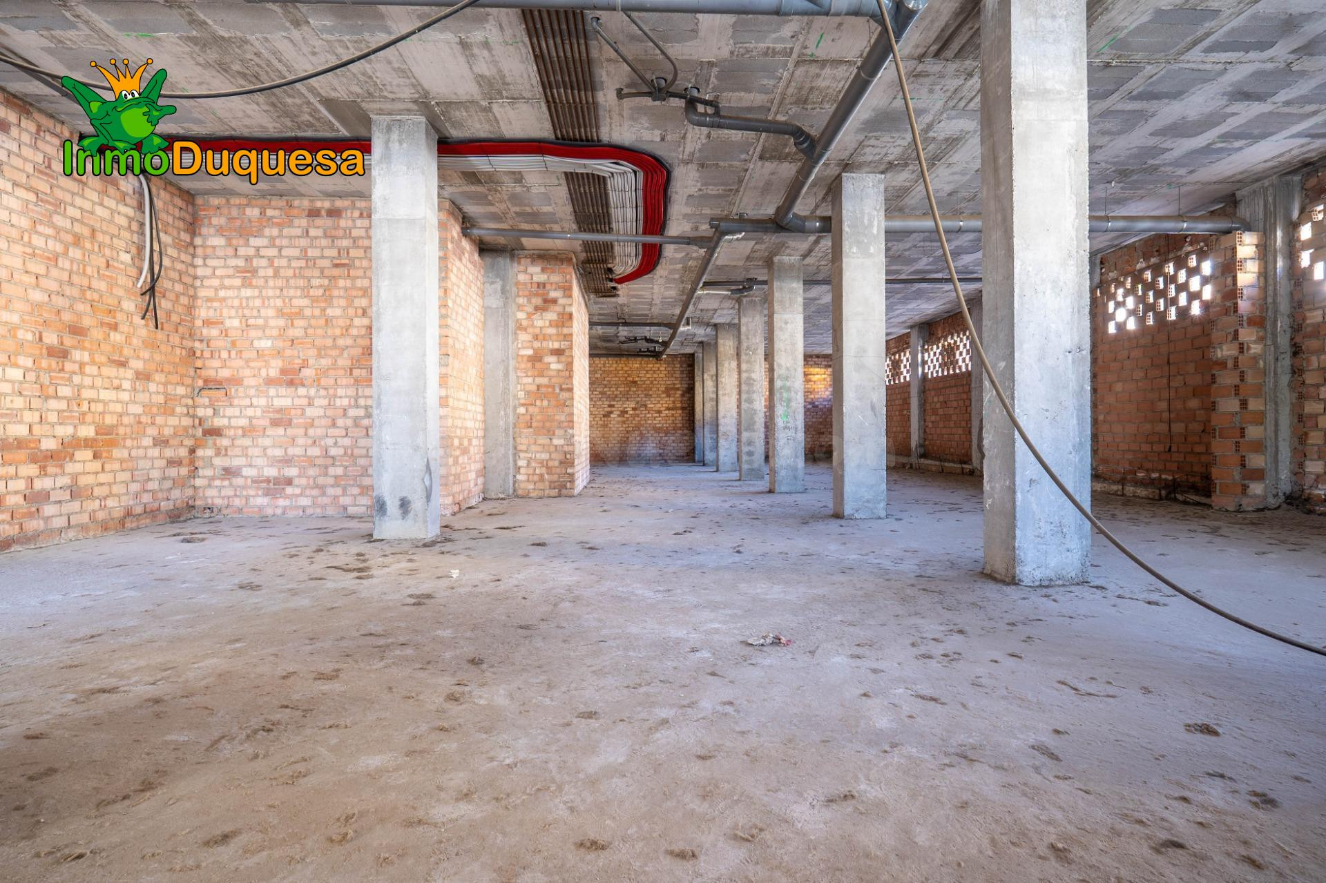 Fantástico Local Comercial en el Centro de OGIJARES. (En esq - foto 3