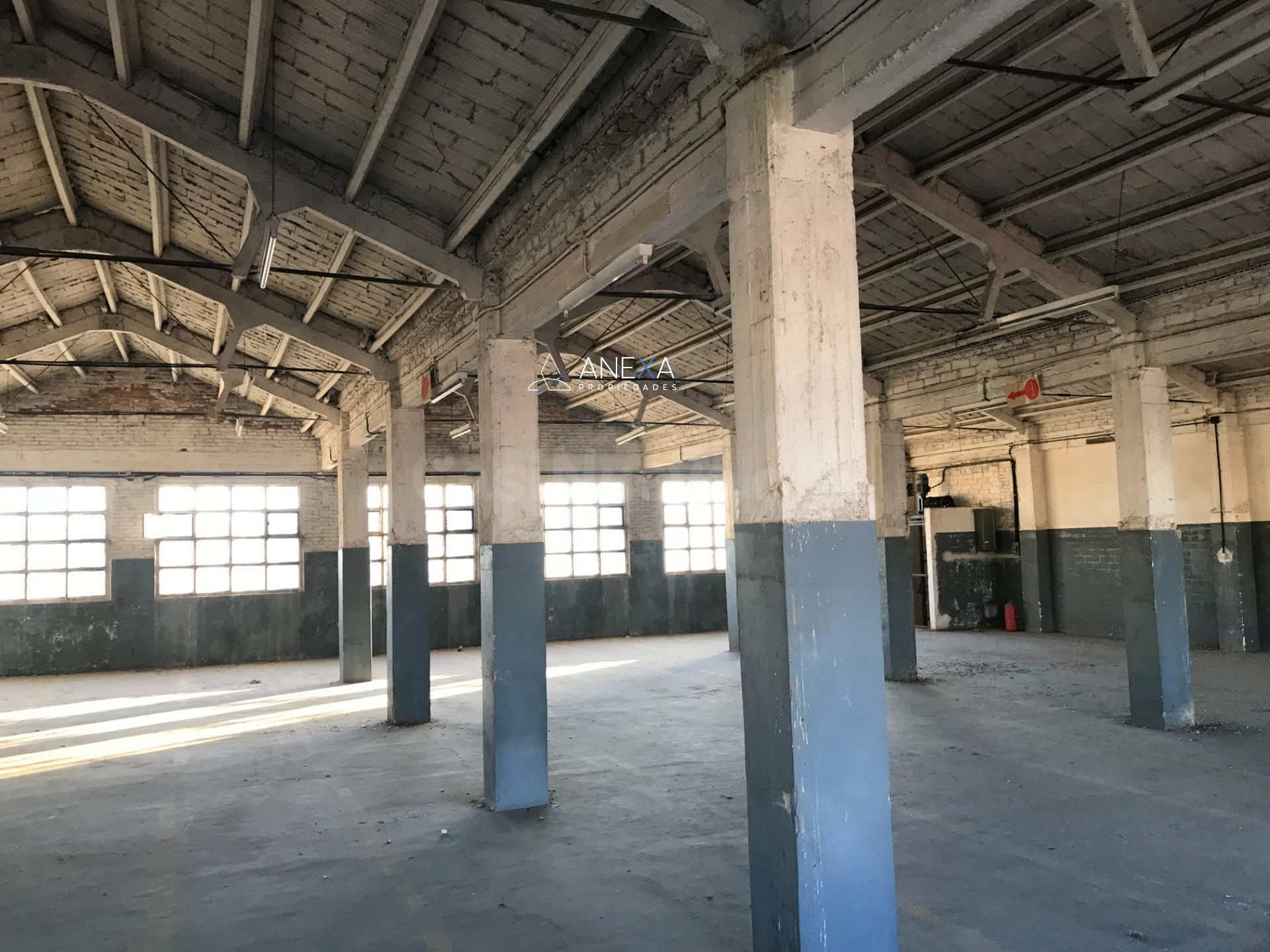 Edificio 2500m² en venta - 22@ - foto 2