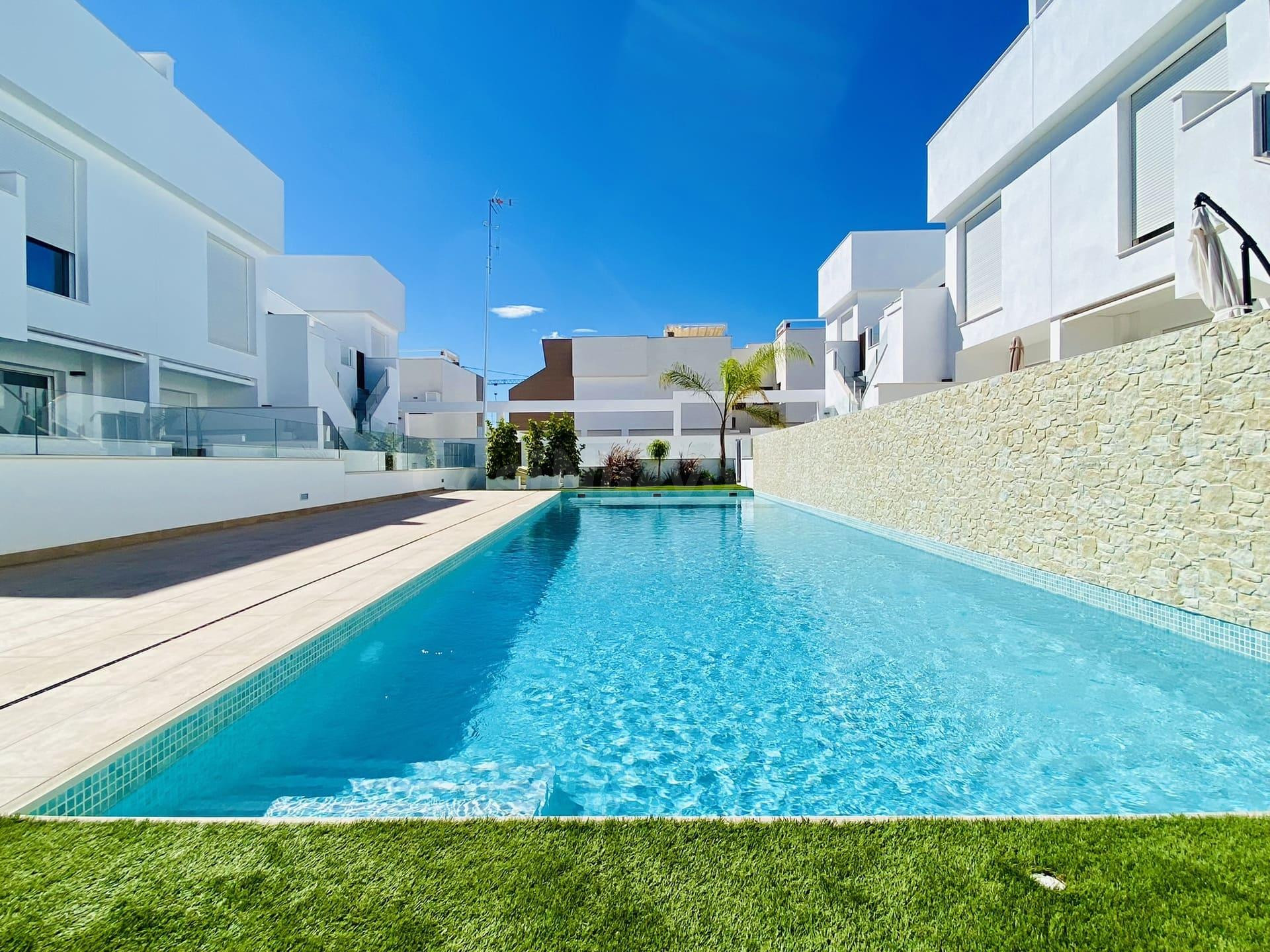 Adosado 3 habitaciones 105m² en venta - Zona Pueblo - foto 2