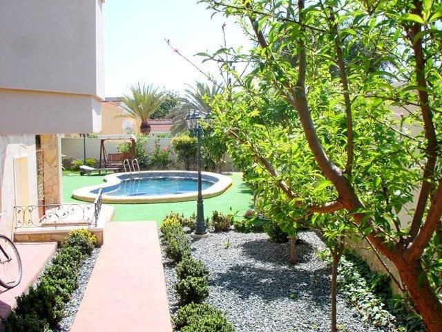Villa 4 habitaciones 370m² en venta - Centro de la Ciudad Qu - foto 3