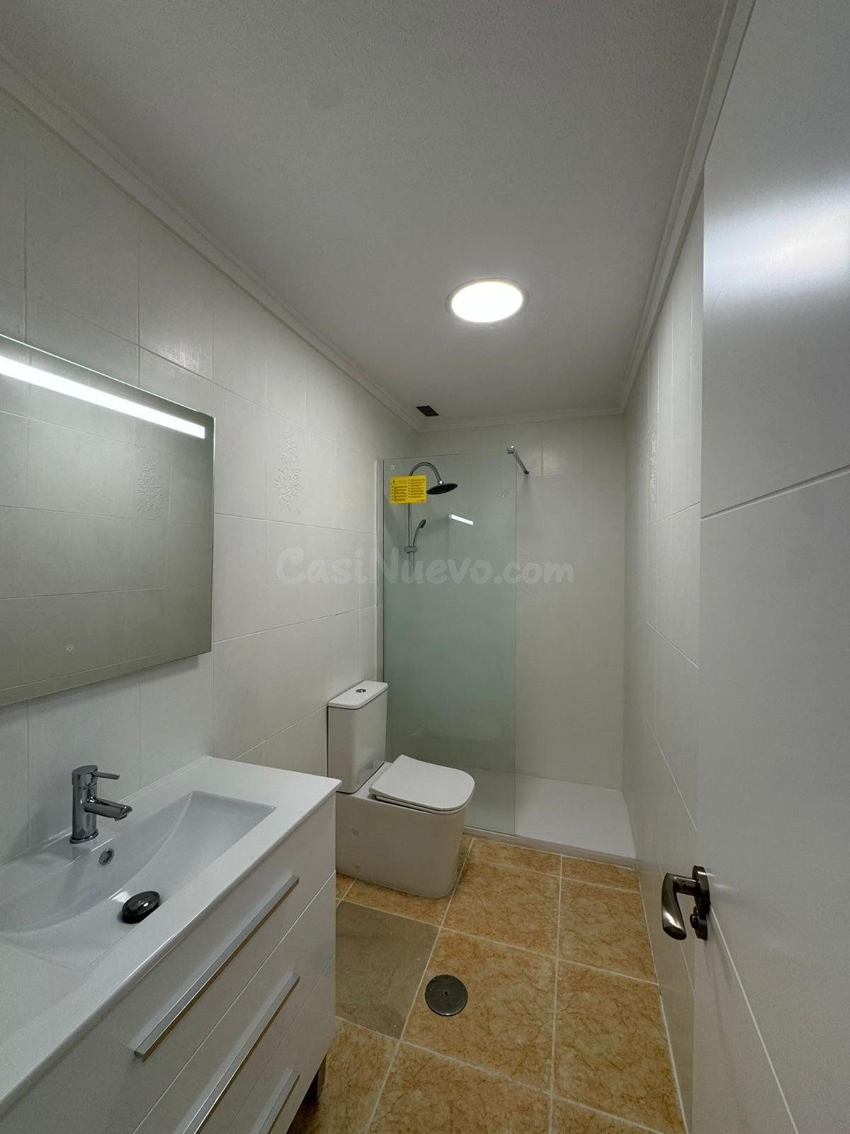 PISO DE 1 HAB 1 BAÑO REFORMADO A 450 METROS DE LA PLAYA DEL  - foto 3