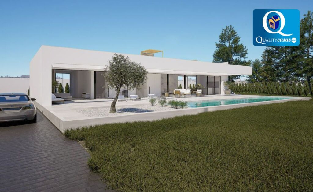 Casa-Chalet en Venta en Villamartin Alicante Ref: 38167R2