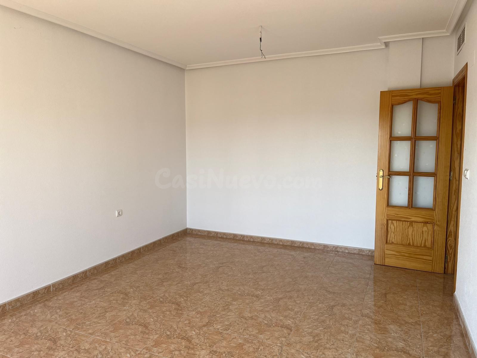Apartamento 3 habitaciones 101m² en venta - Campo de futbol - foto 3