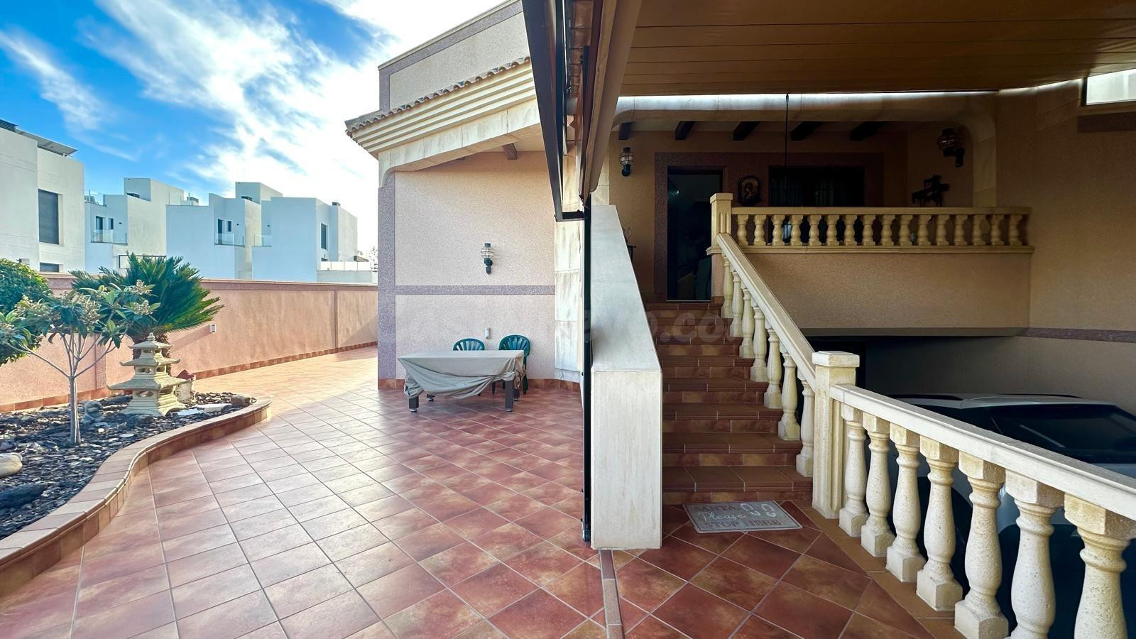 Casa 4 habitaciones 260m² en venta - La siesta - foto 3