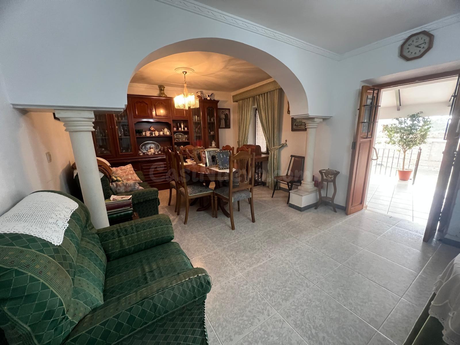 E. 🏡✨ ¡Magnífica vivienda en pleno corazón de Hornachuelos!  - foto 5