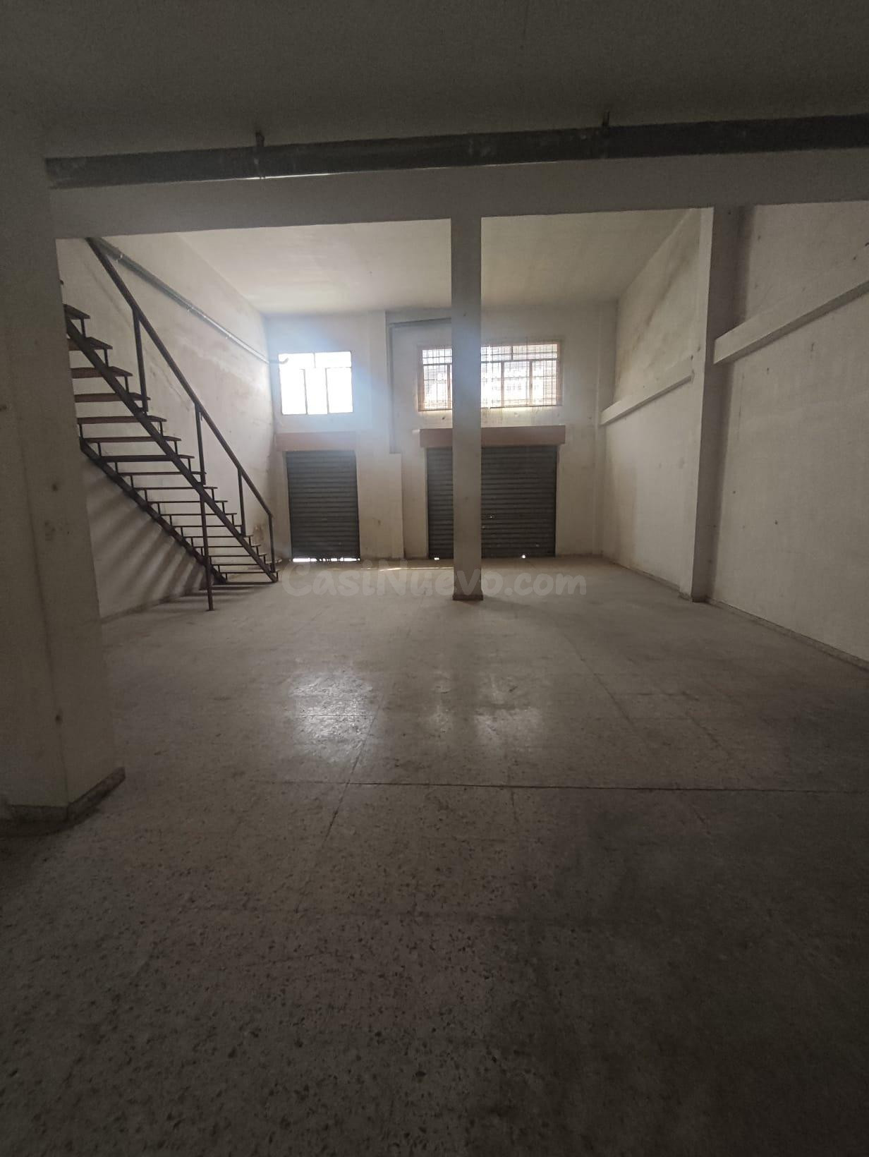 LOCAL DE 300 M2 EN ELDA CERCA GRAN AVENIDA - foto 5