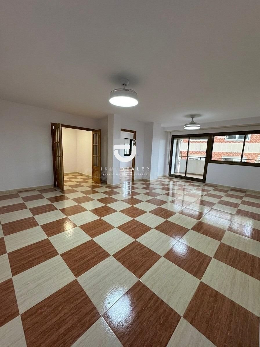 Piso en Xeraco (Valencia) - foto 2