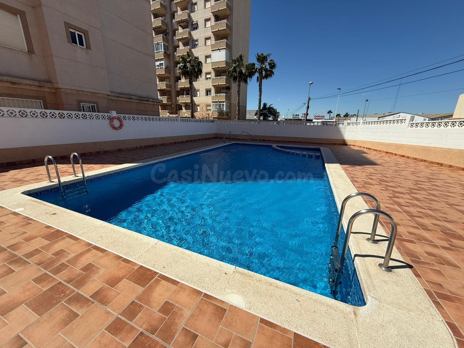 Apartamento con 2 dormitorios 1 baño con Vistas al Mar en Nu - foto 3