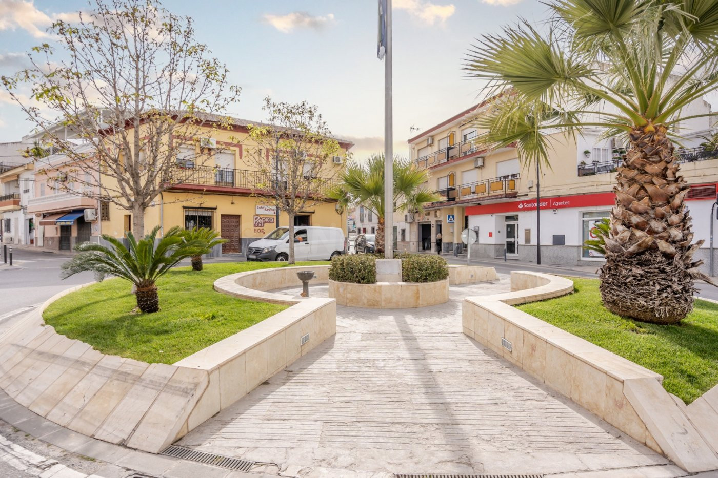 Magnífico solar en pleno centro de Otura - foto 4