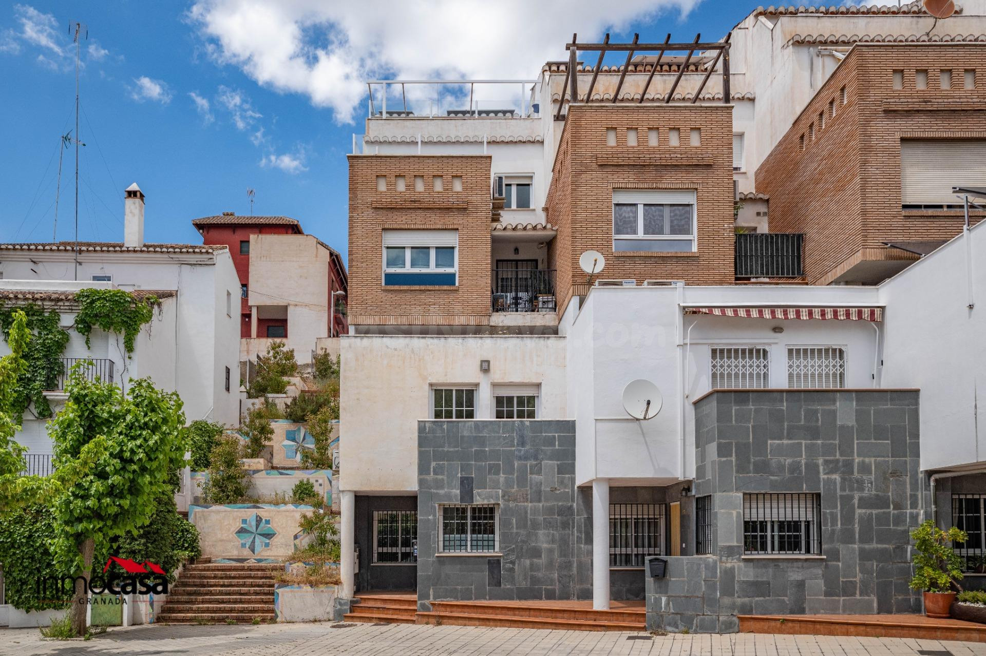 CASA PAREADA EN HUETOR VEGA - foto 5