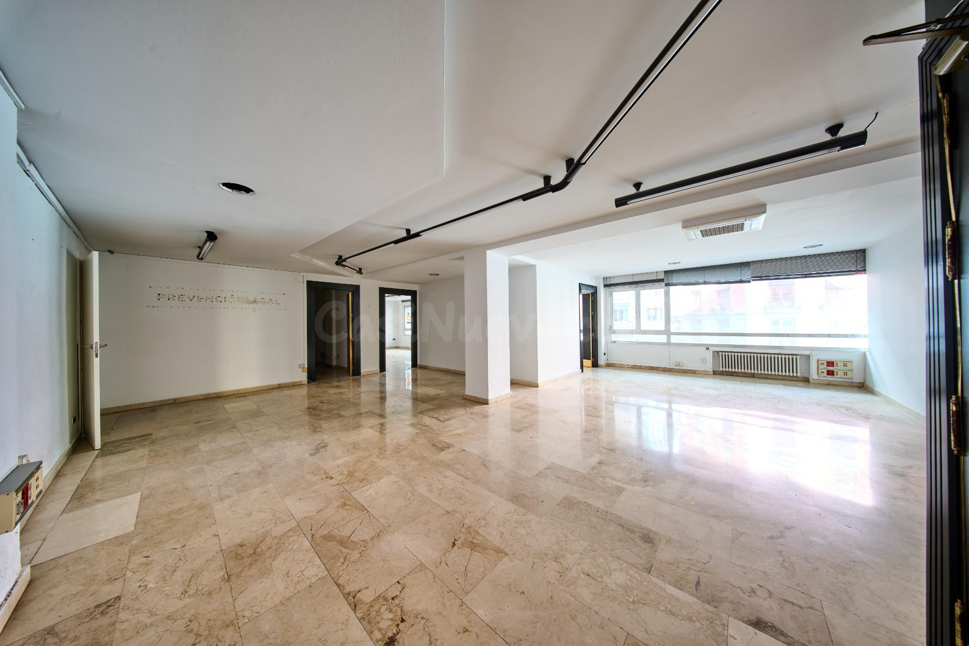 Espectacular piso señorial de 227m2 en Plaza Isabel la Católica (Centro - Realejo)