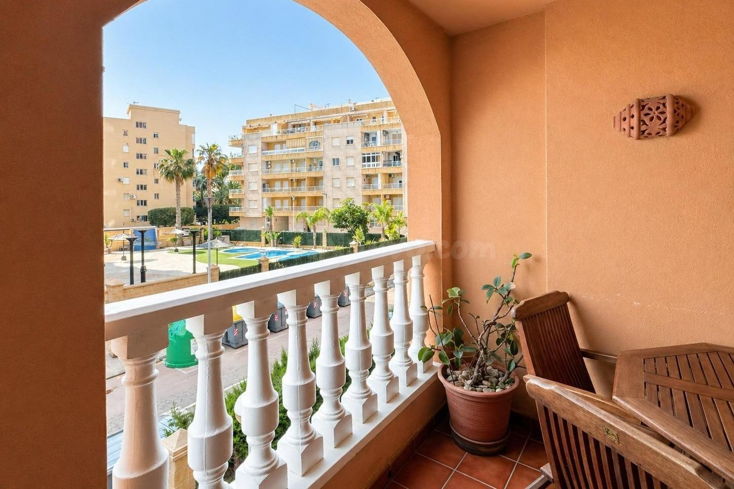 Maravilloso apartamento (93 m2 - 1.ª planta) con 2 balcones, - foto 2